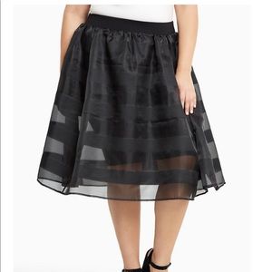 Torrid skirt size 2